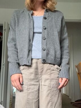 GAP Gray Button-Up Ribbed Hem Cardigan